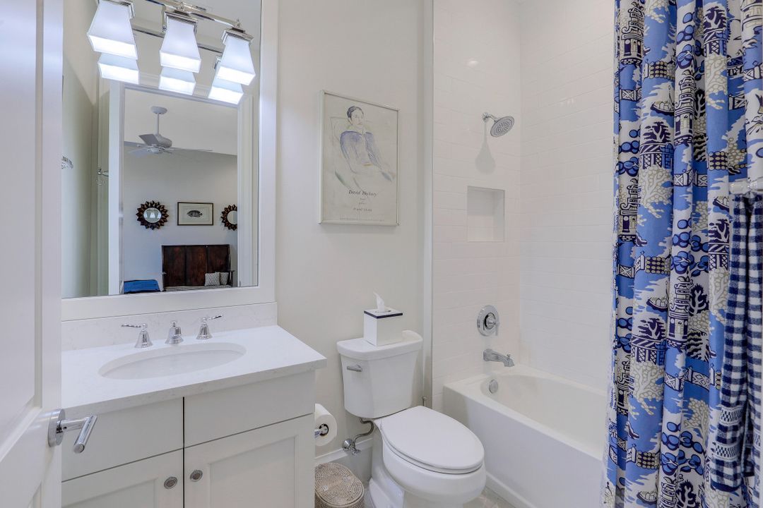 16340 Corsica Way #202, Naples, FL 34110