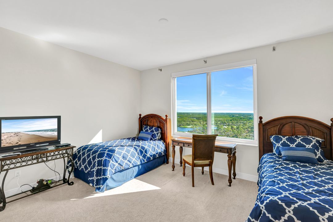 265 Indies Way #1404, Naples, FL 34110