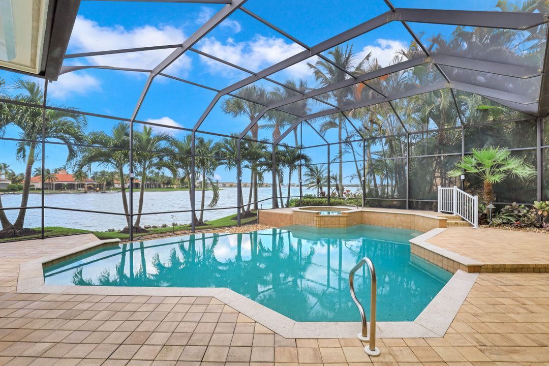 18561 Verona Lago Dr, Miromar Lakes, FL 33913