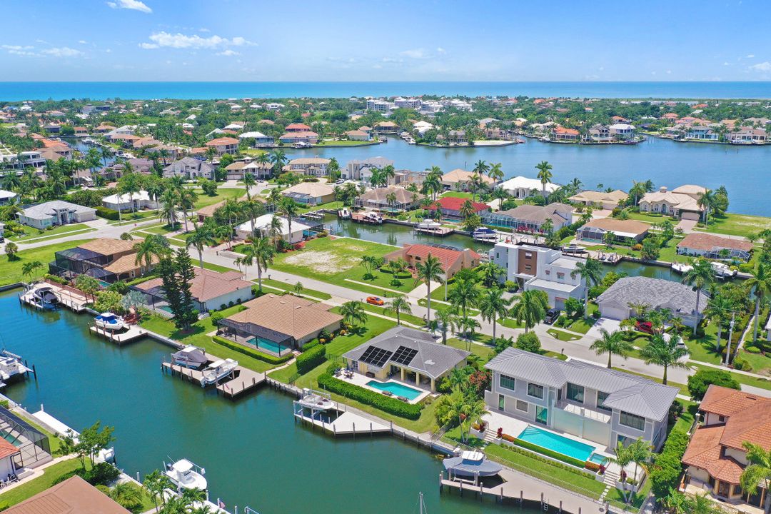 725 Plantation Ct, Marco Island, FL 34145