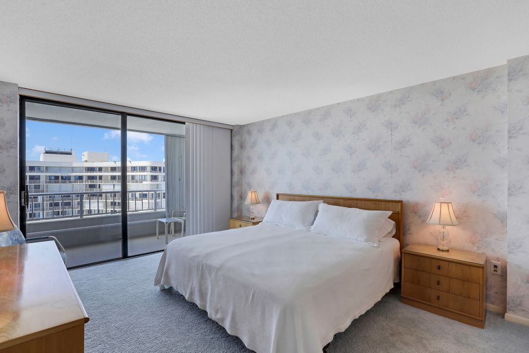 260 Seaview Ct #1910, Marco Island, FL 34145