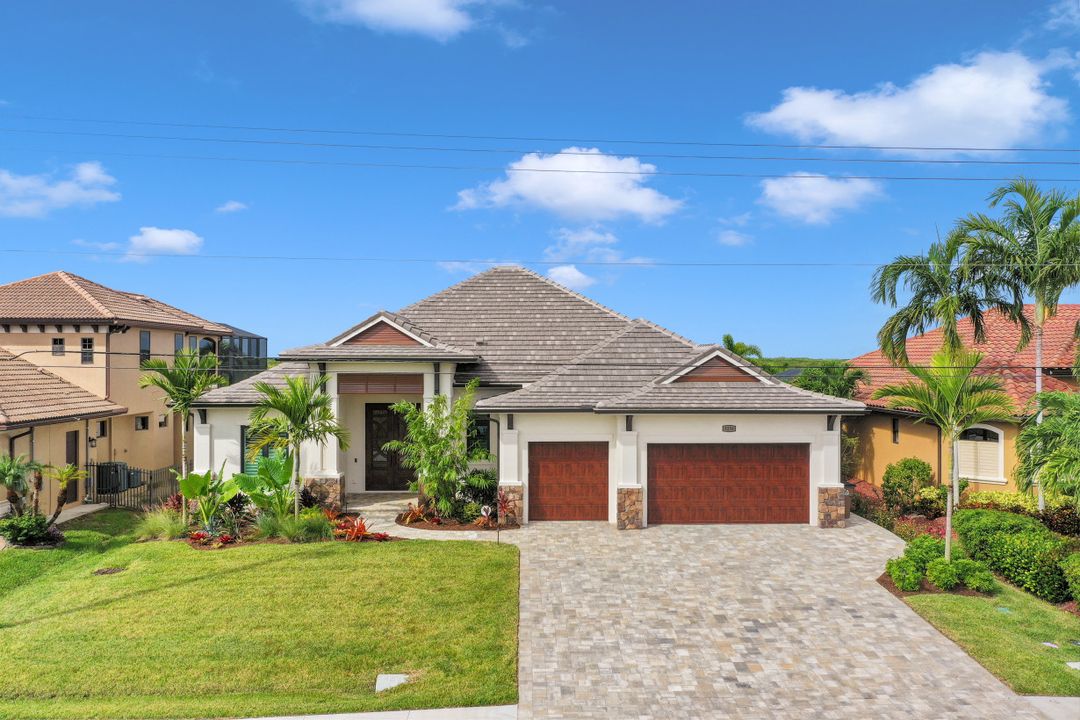 3236 Surfside Blvd, Cape Coral, FL 33914