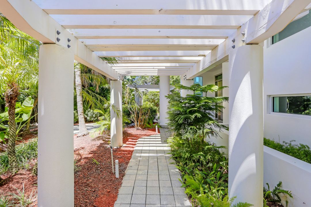 795 Waterside Dr, Marco Island, FL 34145