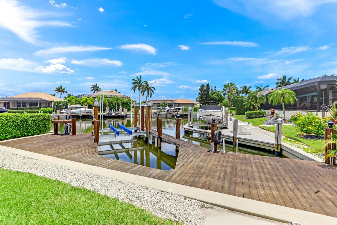 1767 Hummingbird Ct, Marco Island, FL 34145