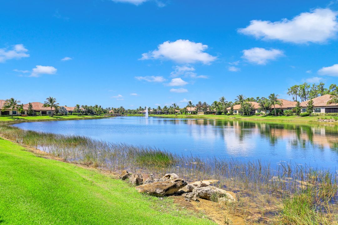 9448 Isla Bella Cir, Bonita Springs, FL 34135