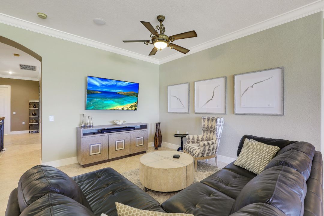 8997 Cherry Oaks Tr #202, Naples, FL 34114