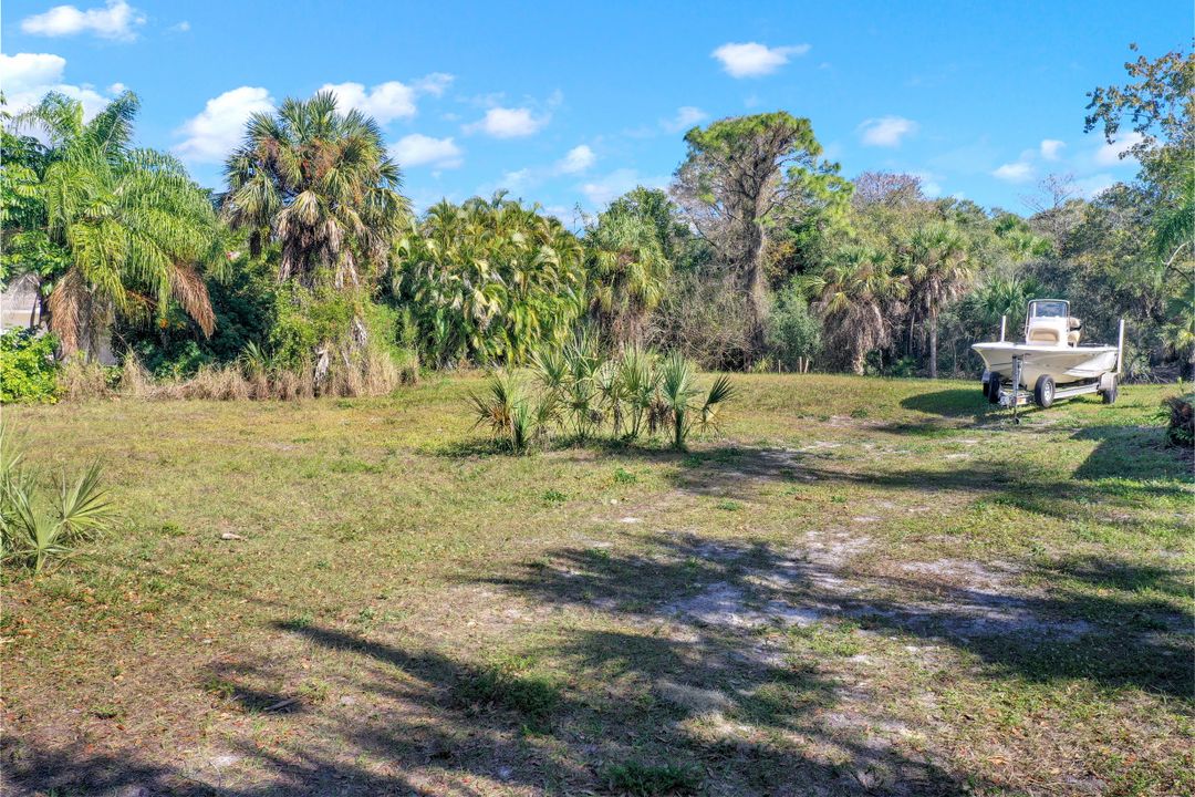 11084 Cherry St, Bonita Springs, FL 34135