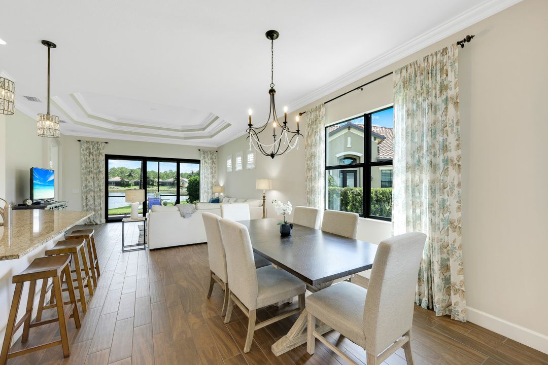 9160 Isla Bella Cir, Bonita Springs, FL 34135