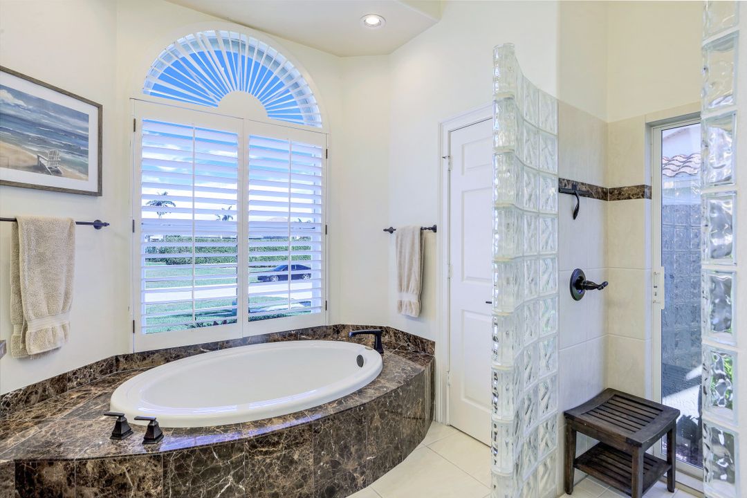 530 Taylor Ct, Marco Island, FL 34145