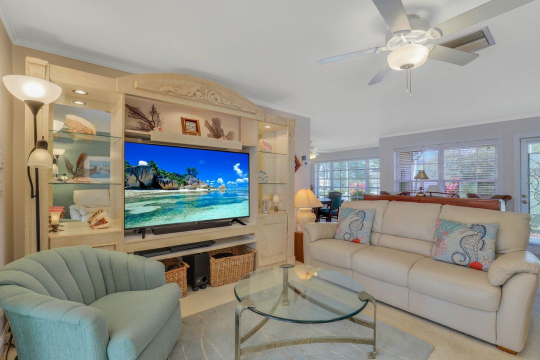 4933 SW 11th Ct, Cape Coral, FL 33914