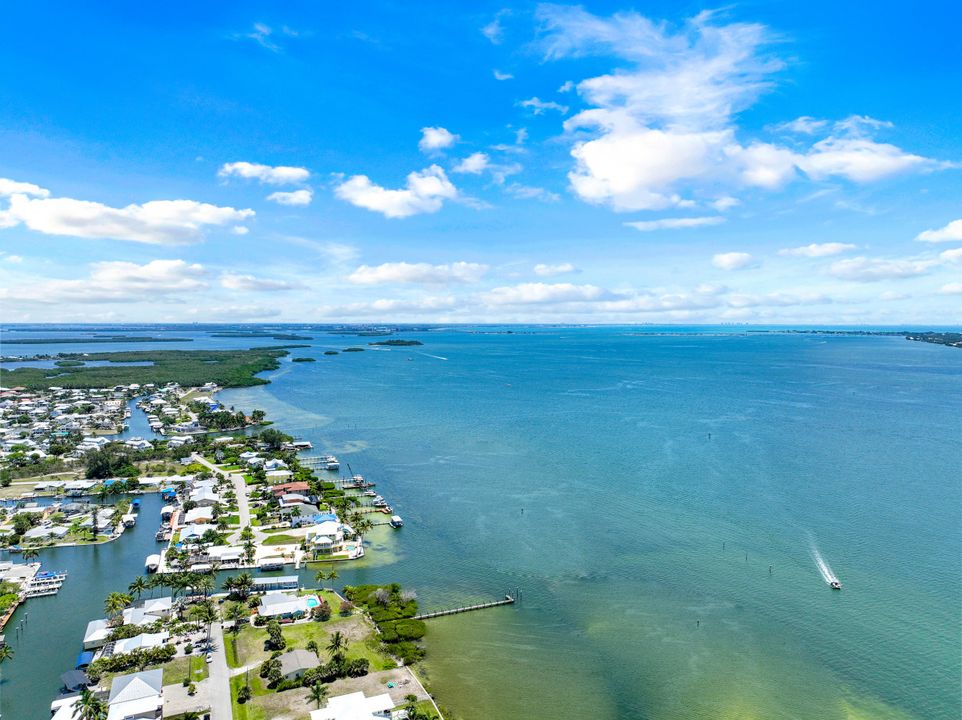 2471 Oleander St, Saint James City, FL 33956