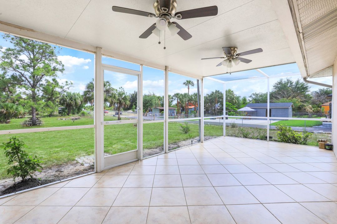 2665 27th Ave NE, Naples, FL 34120