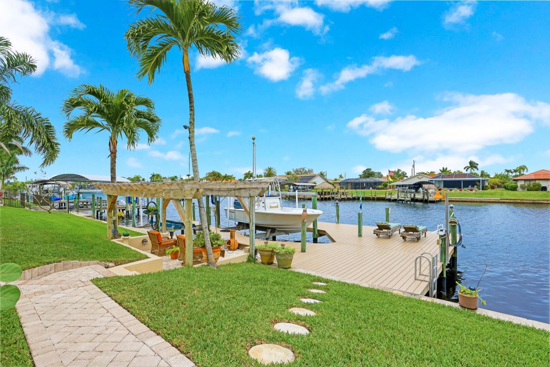 2019 SE 28th Terrace, Cape Coral, FL 33904