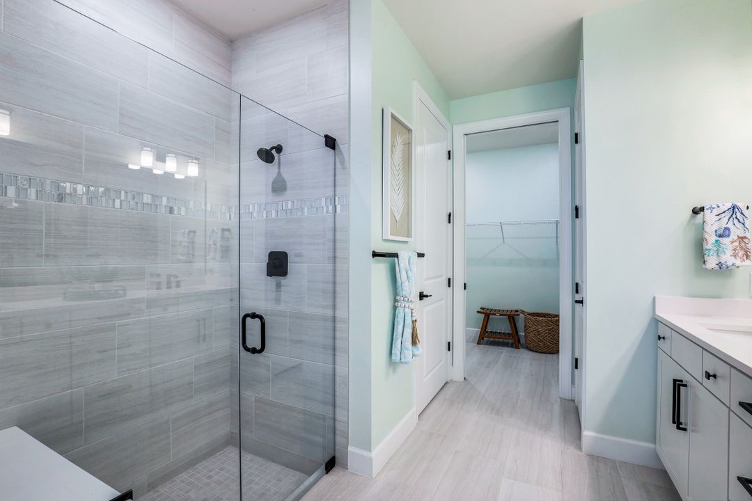 12330 Canal Grande Dr, Fort Myers, FL 33913