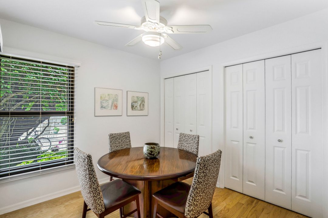 880 8th Ave S #101, Naples, FL 34102