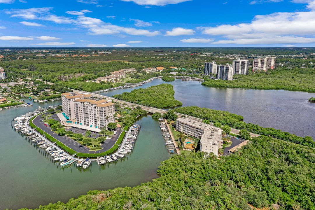 12945 Vanderbilt Dr #508, Naples, FL 34110