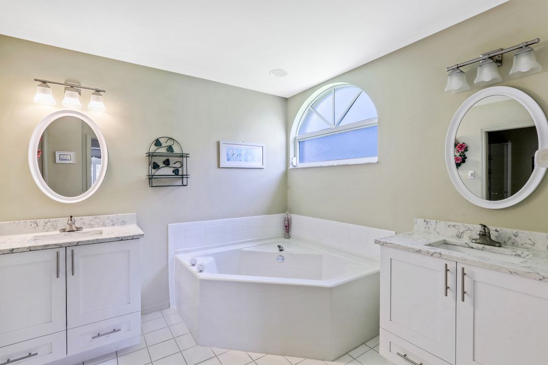 8015 Tiger Cove #201, Naples, FL 34113