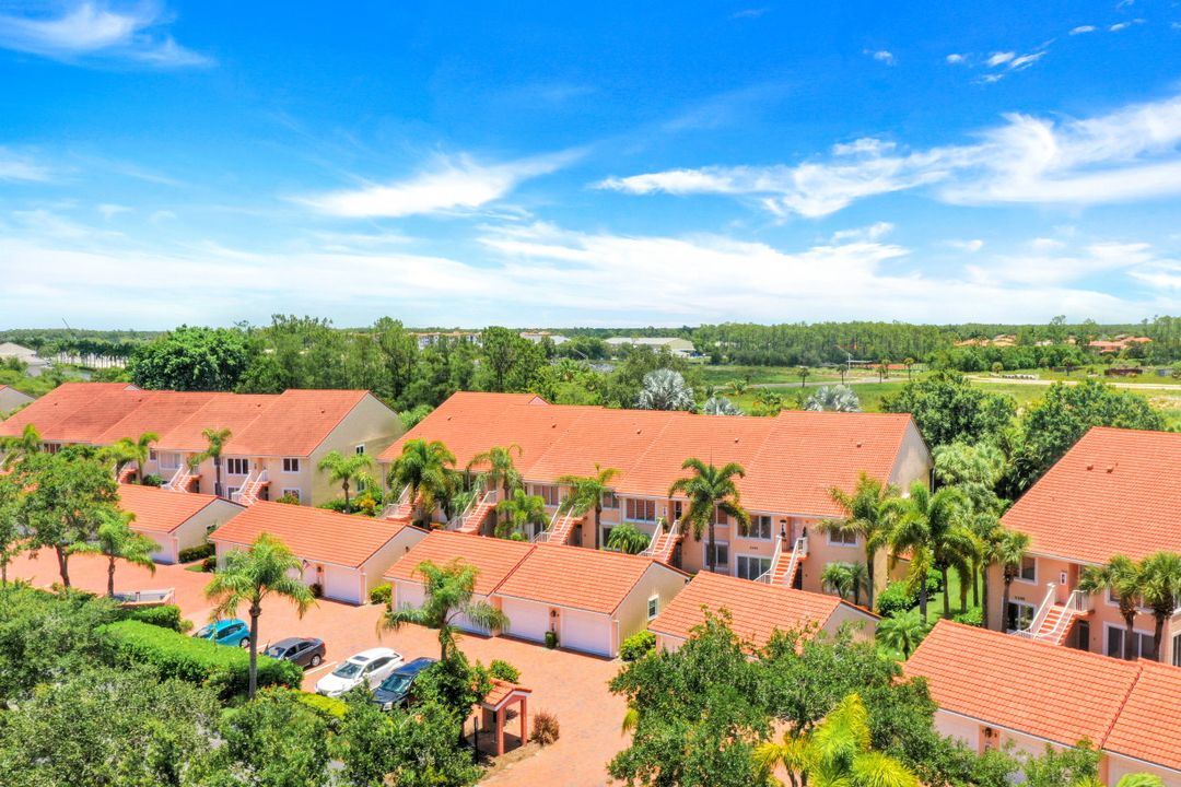 2395 Hidden Lake Dr #8, Naples, FL 34112