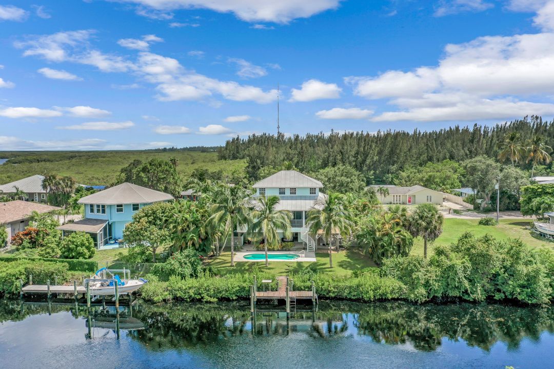 5200 Genesee Pkwy, Bokeelia, FL 33922