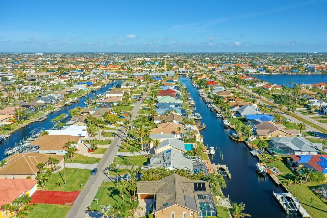 5023 SW 8th Pl, Cape Coral, FL 33914