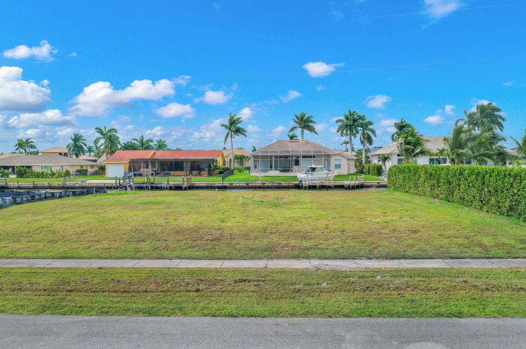 224 Dan River Ct, Marco Island, FL 34145