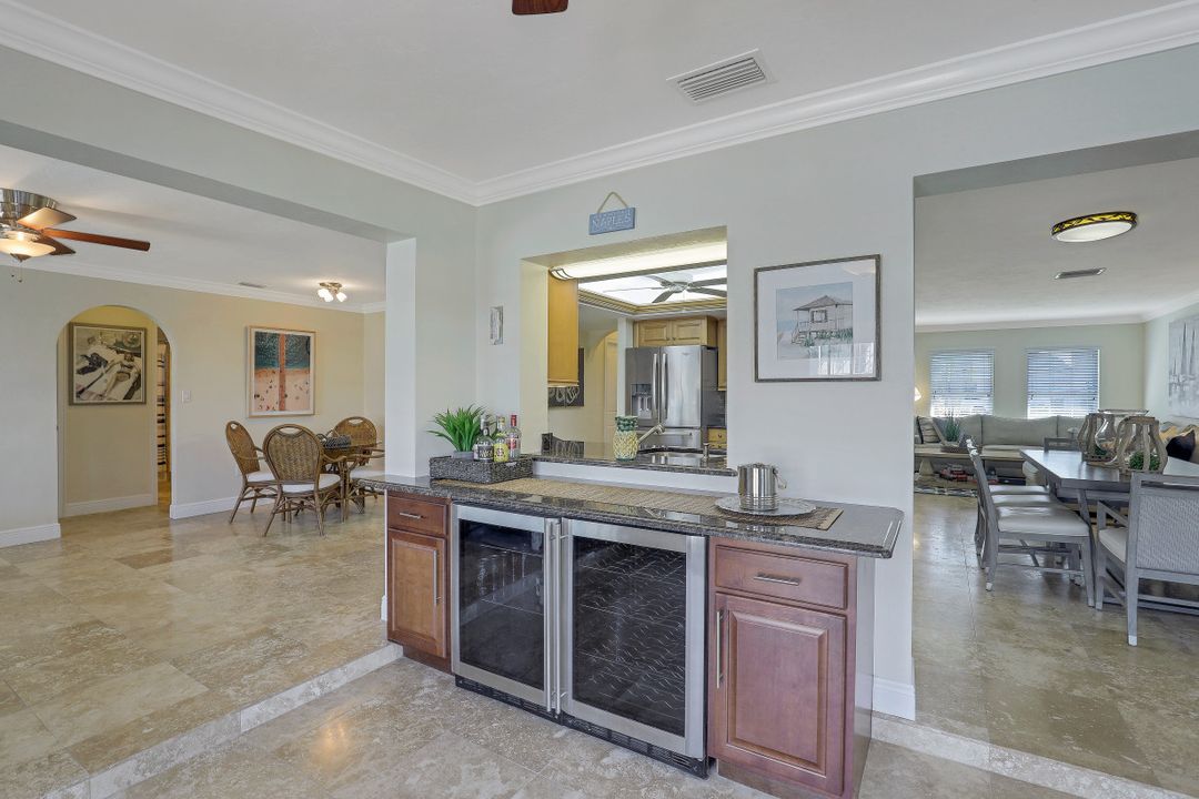 401 Willet Ave, Naples, FL 34108