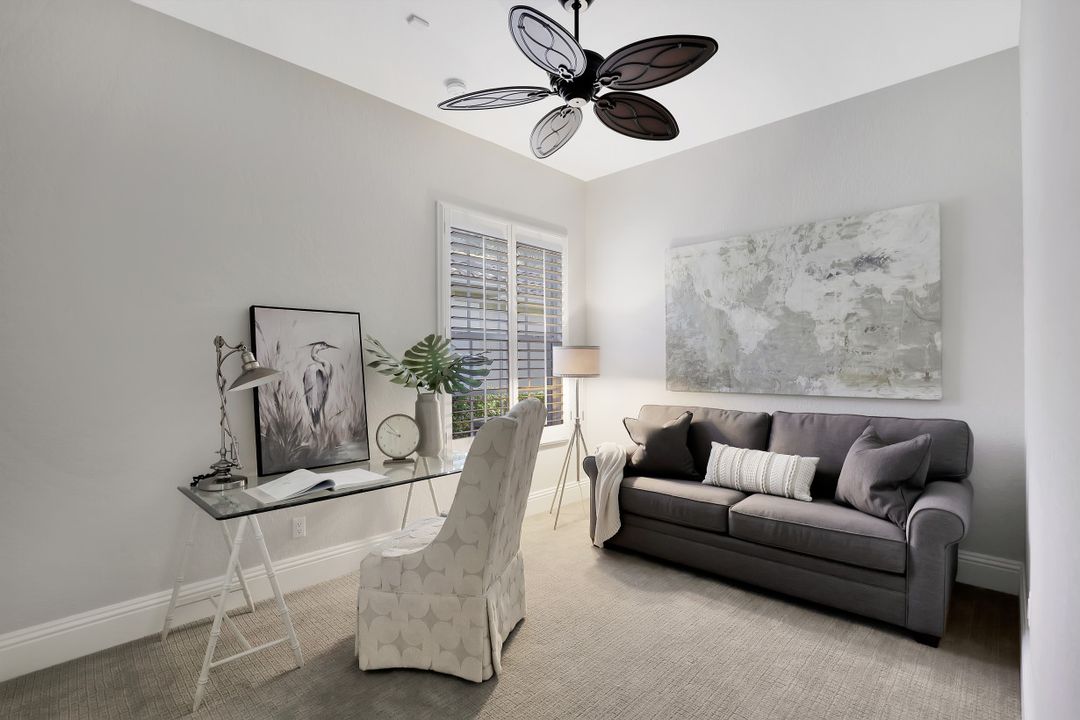 8761 Hideaway Harbor Ct, Naples, FL 34120