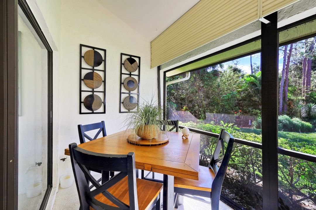 2128 Buckingham Ln, Naples, FL 34112