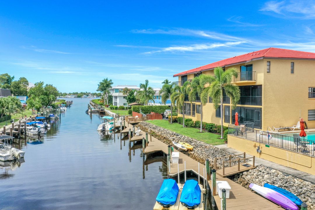 1400 Blue Point Ave #206, Naples, FL 34102