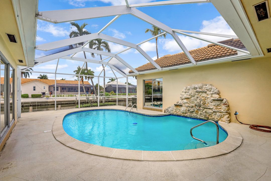 166 Hollyhock Ct, Marco Island, FL 34145