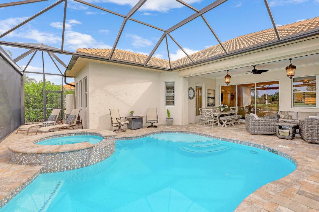 10801 Longshore Way E, Naples, FL 34119