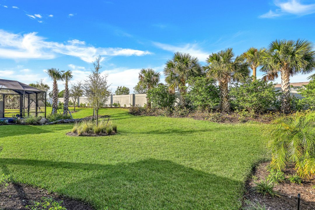 12330 Canal Grande Dr, Fort Myers, FL 33913