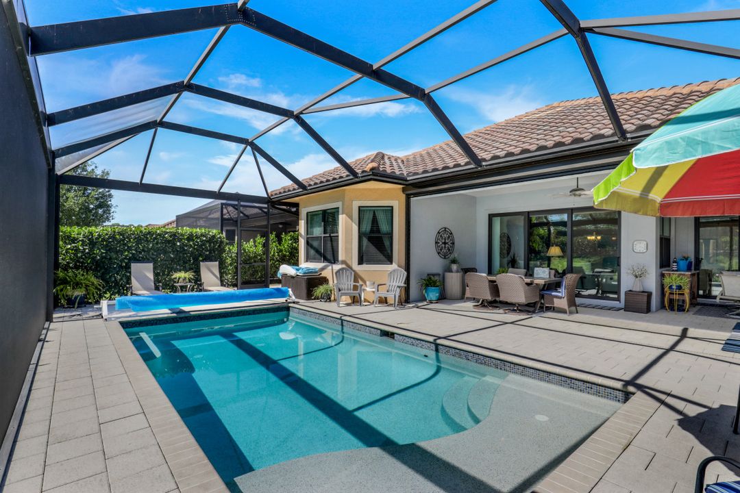 9073 Isla Bella Cir, Bonita Springs, FL 34135