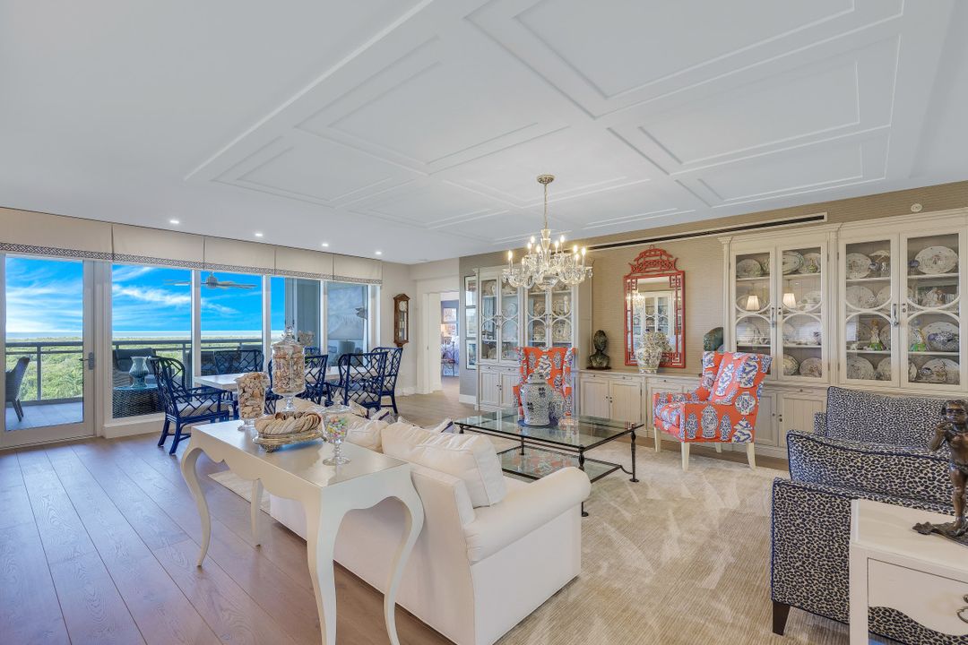 13915 Old Coast Rd #805, Naples, FL 34110