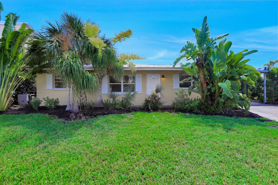 24544 Kingfish St, Bonita Springs, FL 34134