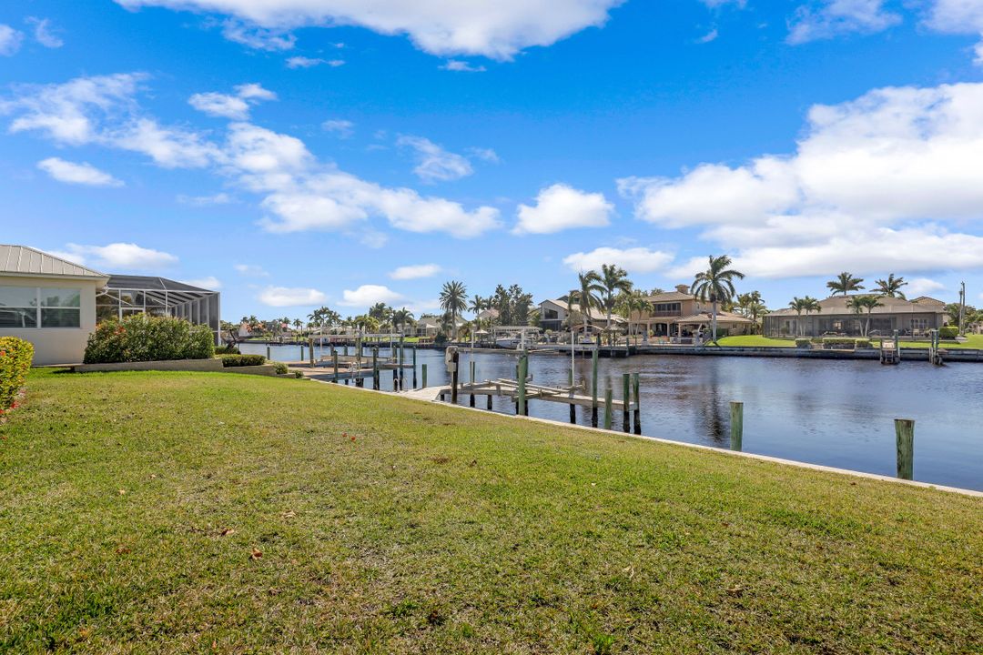 1936 Palaco Grande Pkwy, Cape Coral, FL 33904