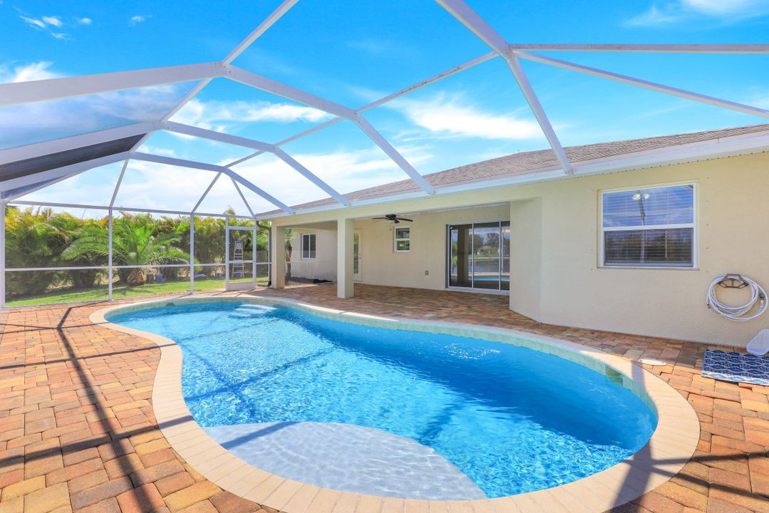 1723 SW 31st Ln, Cape Coral, FL 33914