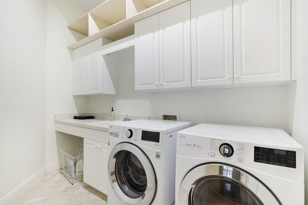 28570 Calabria Ct #101, Naples, FL 34110