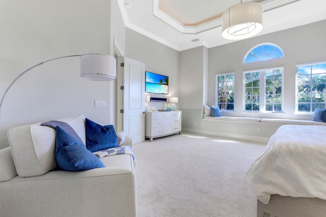 10740 Mirasol Dr #203, Miromar Lakes, FL 33913