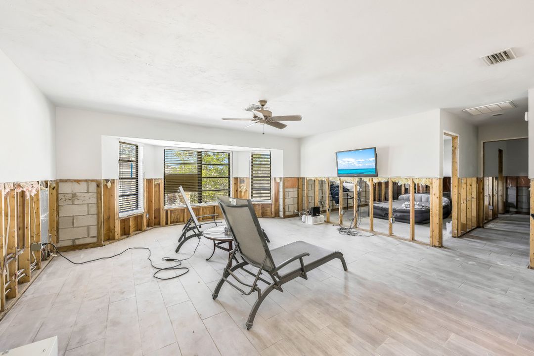 4884 Riverside Dr, Estero, FL 33928