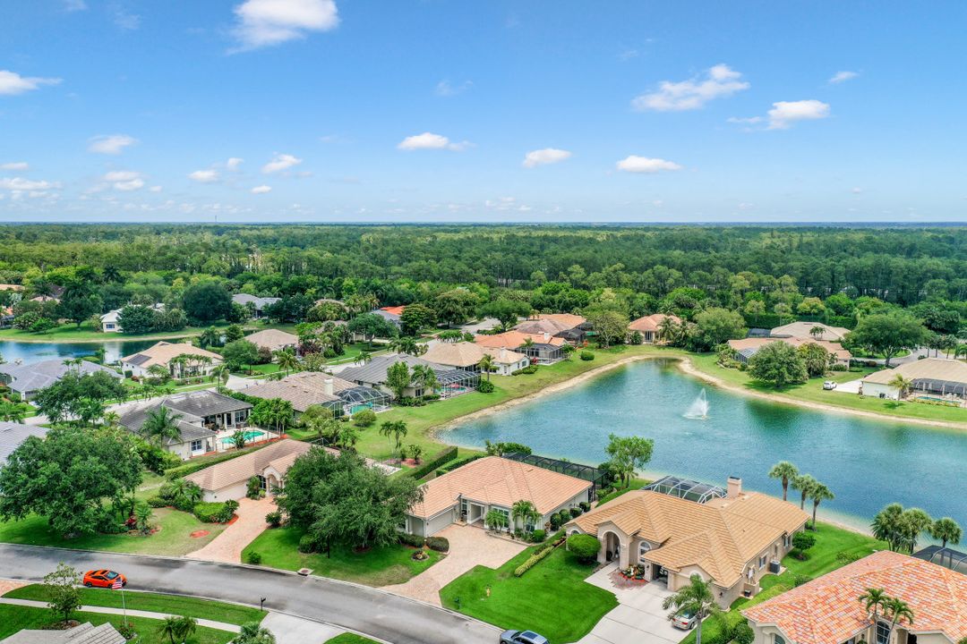 8172 Lowbank Dr, Naples, FL 34109