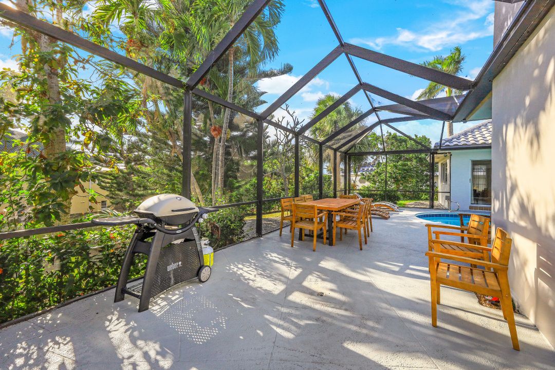 1585 Ludlow Rd, Marco Island, FL 34145