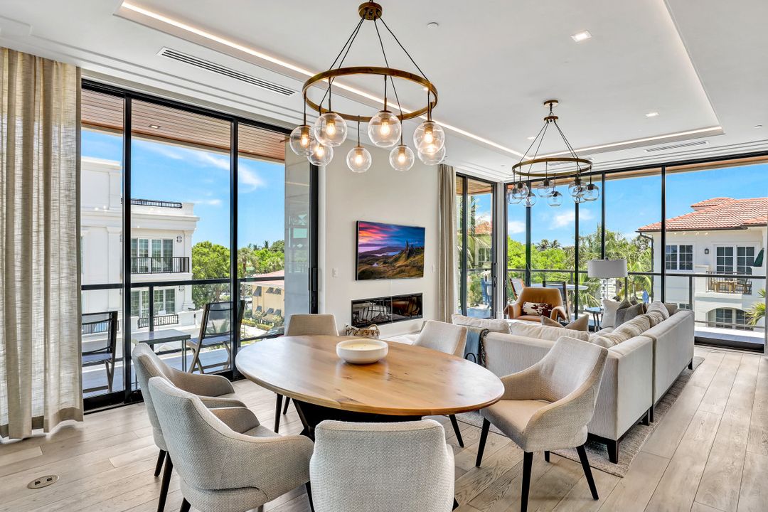 505 5th Ave S #303, Naples, FL 34102