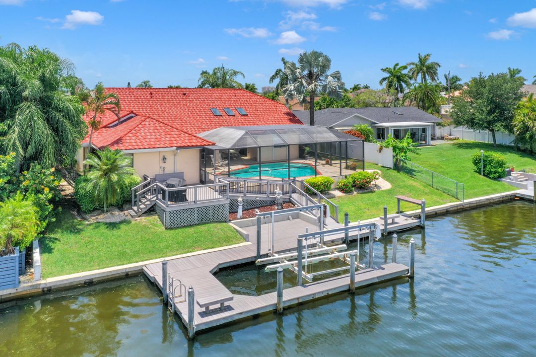 625 SW 49th Ln, Cape Coral, FL 33914