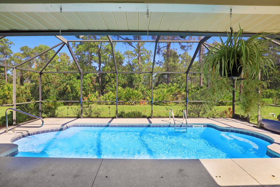 2207 SW 38th Terrace, Cape Coral, FL 33914