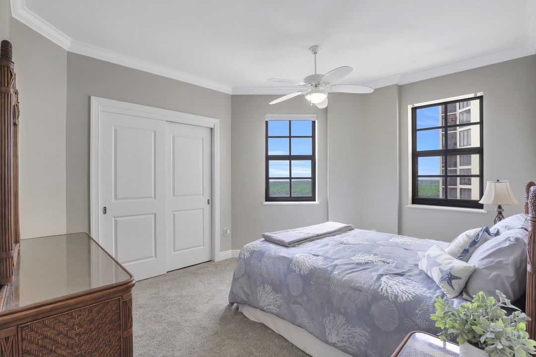 5793 Cape Harbour Dr #819, Cape Coral, FL 33914