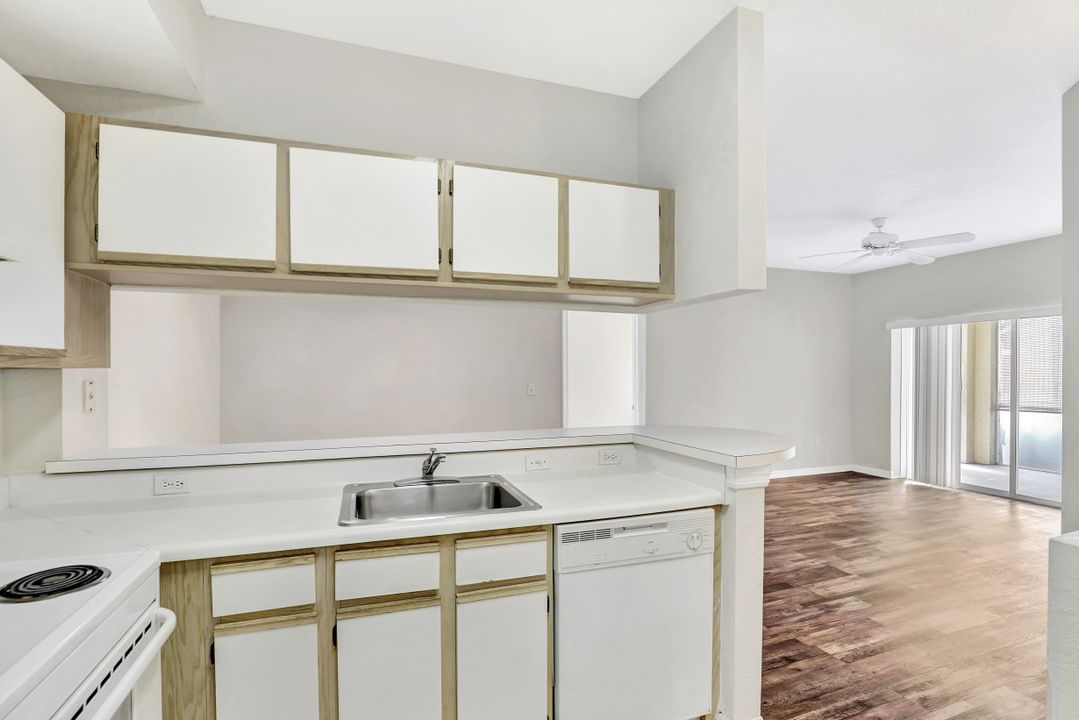 6481 Aragon Way #102, Fort Myers, FL 33966