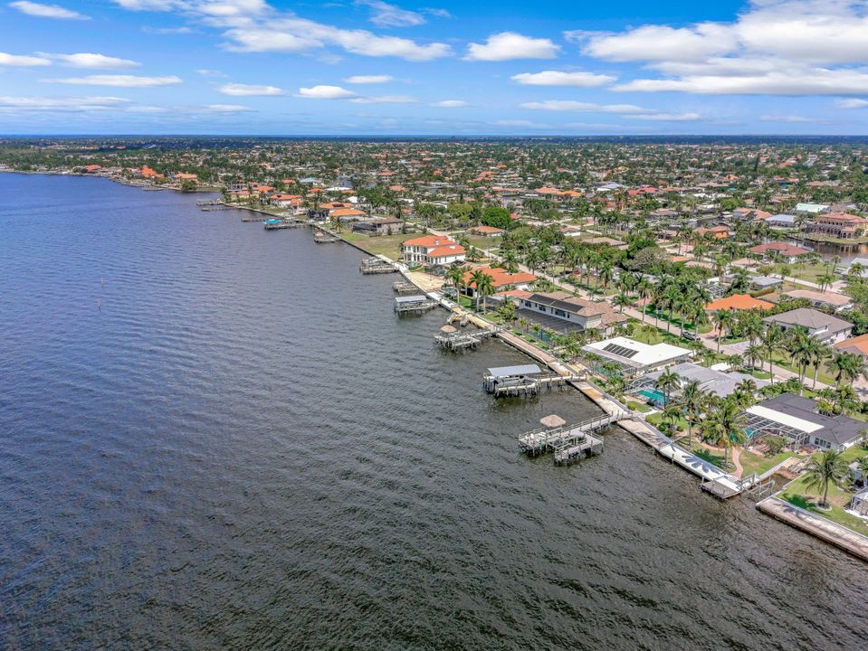 642 Coral Dr, Cape Coral, FL 33904