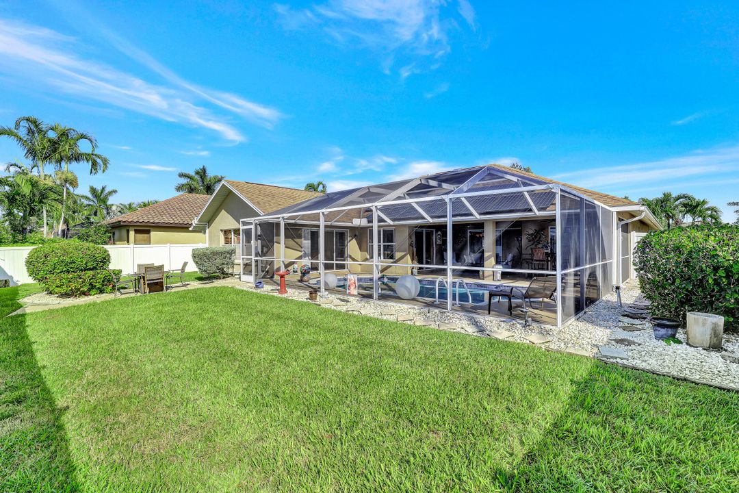 1922 Cape Coral Pkwy W, Cape Coral, FL 33914