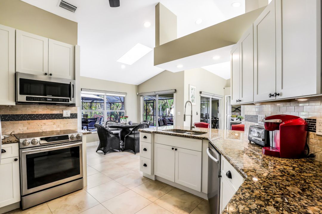 4832 Agualinda Blvd, Cape Coral, FL 33914